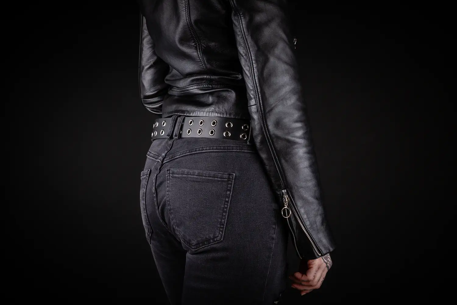 STEELRING DOBLEPRONG<br>Studded Leather Belt - Image 4